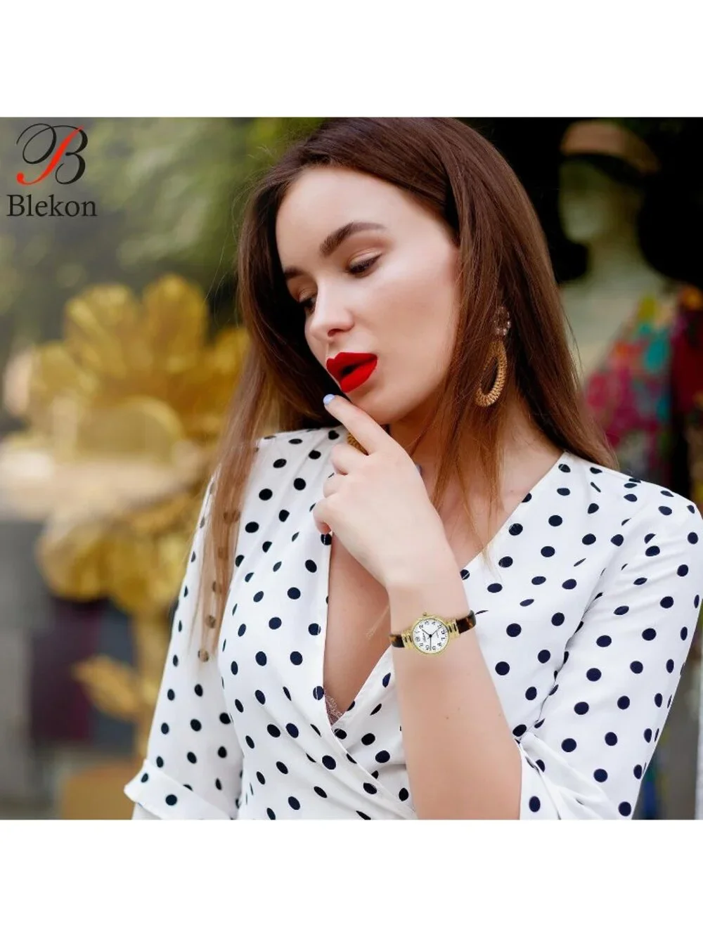Women's Gold/Round Comfortable Shell Color Design Cuff Bangle Stylish Watch
